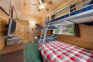 10667 Conifer, Wofford Heights, CA 93285 - Photo 36