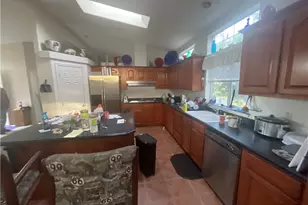 76671 Hesperia, Bradley, CA 93426 - Photo 10