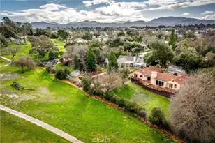 8865 Pino Solo Ave, Atascadero, CA 93422 - Photo 4