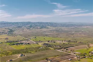 5575 El Pomar, Templeton, CA 93465 - Photo 2