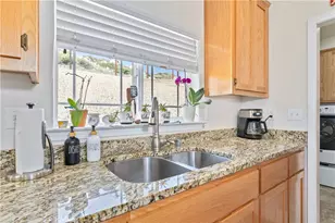 2155 Holly Dr, Paso Robles, CA 93446 - Photo 28