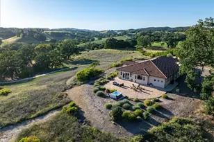 5250 5260 Vineyard, Paso Robles, CA 93446 - Photo 32
