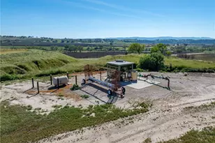 7310 Estrella Rd, San Miguel, CA 93451 - Photo 28