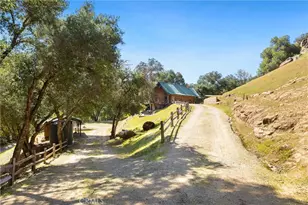 5765 Dago Ln, Paso Robles, CA 93446 - Photo 22