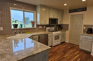 8199 Plane View, Paso Robles, CA 93446 - Photo 2
