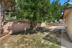 2871 E Tyler, Long Beach, CA 90810 - Photo 28