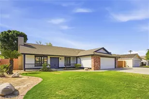 11513 Jenlee, Bakersfield, CA 93312 - Photo 2