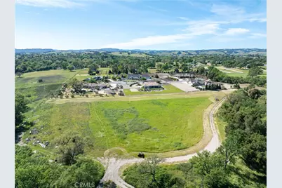 8 Championship Lane, Templeton, CA 93465 - Photo 4