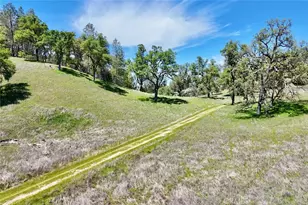 46651 Sapaque Valley, Bradley, CA 93426 - Photo 32