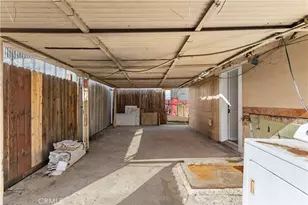 2521 P, Bakersfield, CA 93301 - Photo 18