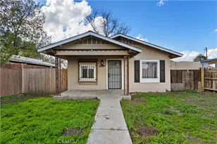 2521 P, Bakersfield, CA 93301 - Photo 1