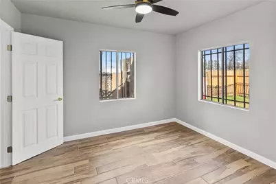 2521 P, Bakersfield, CA 93301 - Photo 10