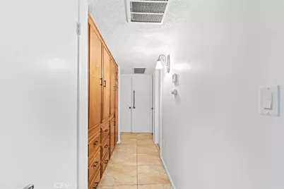 7800 Carol Sue Court, Bakersfield, CA 93308 - Photo 14