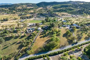 1015 Lost Springs, Paso Robles, CA 93446 - Photo 6