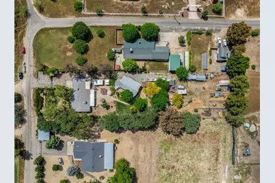 7835 Blue Moon Road, Paso Robles, CA 93446 - Photo 44