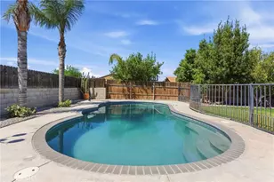 505 Bridle, Bakersfield, CA 93307 - Photo 32