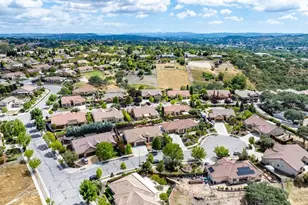 204 Victoria Ct, Paso Robles, CA 93446 - Photo 52