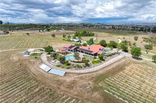 2325 Bella Tierra, Paso Robles, CA 93446 - Photo 56