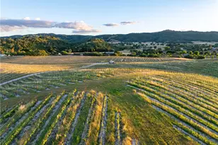 2325 Bella Tierra, Paso Robles, CA 93446 - Photo 66