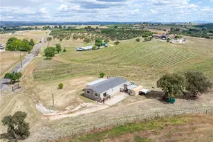 2325 Bella Tierra, Paso Robles, CA 93446 - Photo 60