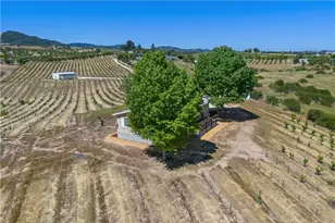 5720 Vista Serrano Way, Paso Robles, CA 93446 - Photo 34