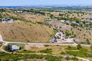 3890 Hillcrest, Templeton, CA 93465 - Photo 2