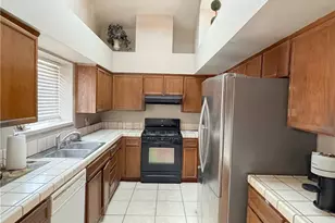 5909 Lugene Ave, Bakersfield, CA 93313 - Photo 14