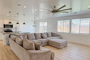 11604 Revolution Rd, Bakersfield, CA 93312 - Photo 12