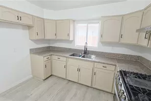 115 9th, Delano, CA 93215 - Photo 18