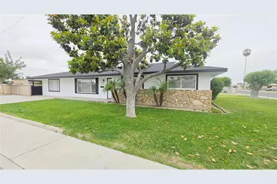 115 9th, Delano, CA 93215 - Photo 2