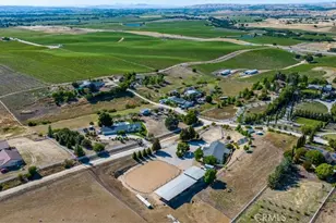 3640 Debonair Dr, Paso Robles, CA 93446 - Photo 54