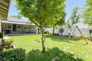 2505 Cedar, Bakersfield, CA 93301 - Photo 34