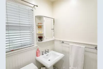 2505 Cedar, Bakersfield, CA 93301 - Photo 26