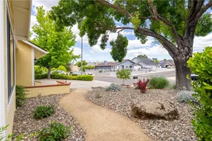 305 Rosemary, Paso Robles, CA 93446 - Photo 2