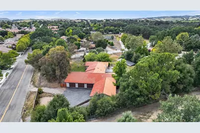 870 Peterson Ranch, Templeton, CA 93465 - Photo 6