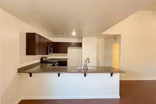 5809 Fernside Ct, Bakersfield, CA 93313 - Photo 6