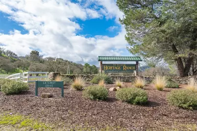 2726 Bridle Trail Lane, Paso Robles, CA 93446 - Photo 2