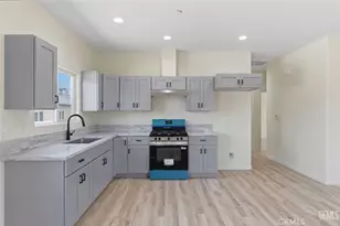 10913 San Fernando St, Lamont, CA 93241 - Photo 8