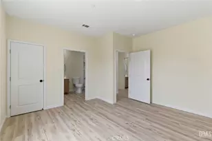 10913 San Fernando St, Lamont, CA 93241 - Photo 22