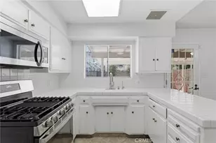 1001 White Ln, Bakersfield, CA 93307 - Photo 18