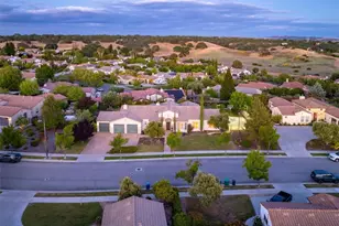 833 Hacienda Cir, Paso Robles, CA 93446 - Photo 16