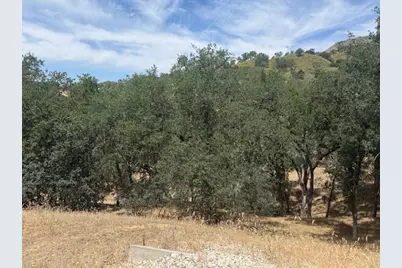 2463 Captains Walk, Paso Robles, CA 93426 - Photo 4