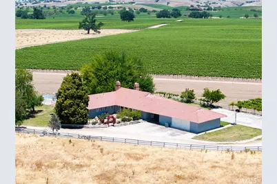 5275 Camp 8 Road, Paso Robles, CA 93446 - Photo 1