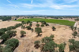 5275 Camp 8 Rd, Paso Robles, CA 93446 - Photo 12