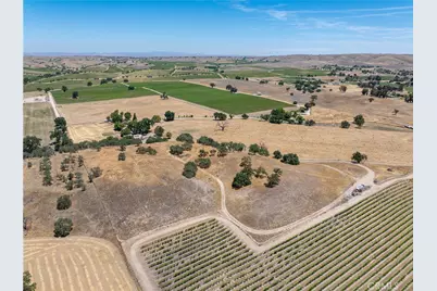 5275 Camp 8 Road, Paso Robles, CA 93446 - Photo 10
