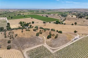 5275 Camp 8 Rd, Paso Robles, CA 93446 - Photo 10