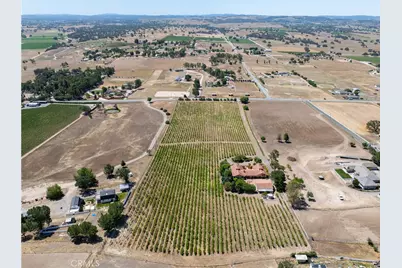 175 White Hawk, Templeton, CA 93465 - Photo 34