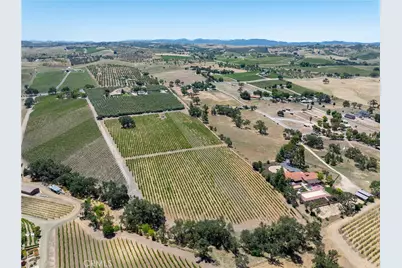 175 White Hawk, Templeton, CA 93465 - Photo 6