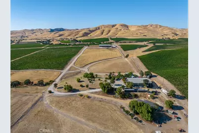 8585 Cross Canyons, San Miguel, CA 93451 - Photo 32