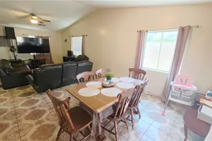 823 Deer Ridge, Bakersfield, CA 93306 - Photo 16